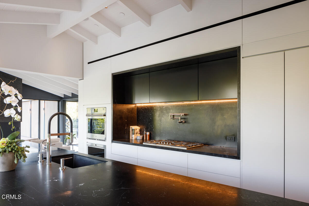 Undisclosed Address Pasadena, CA 91103 - Photo 15 of 74 1439 Arroyo View_1300v1_mls