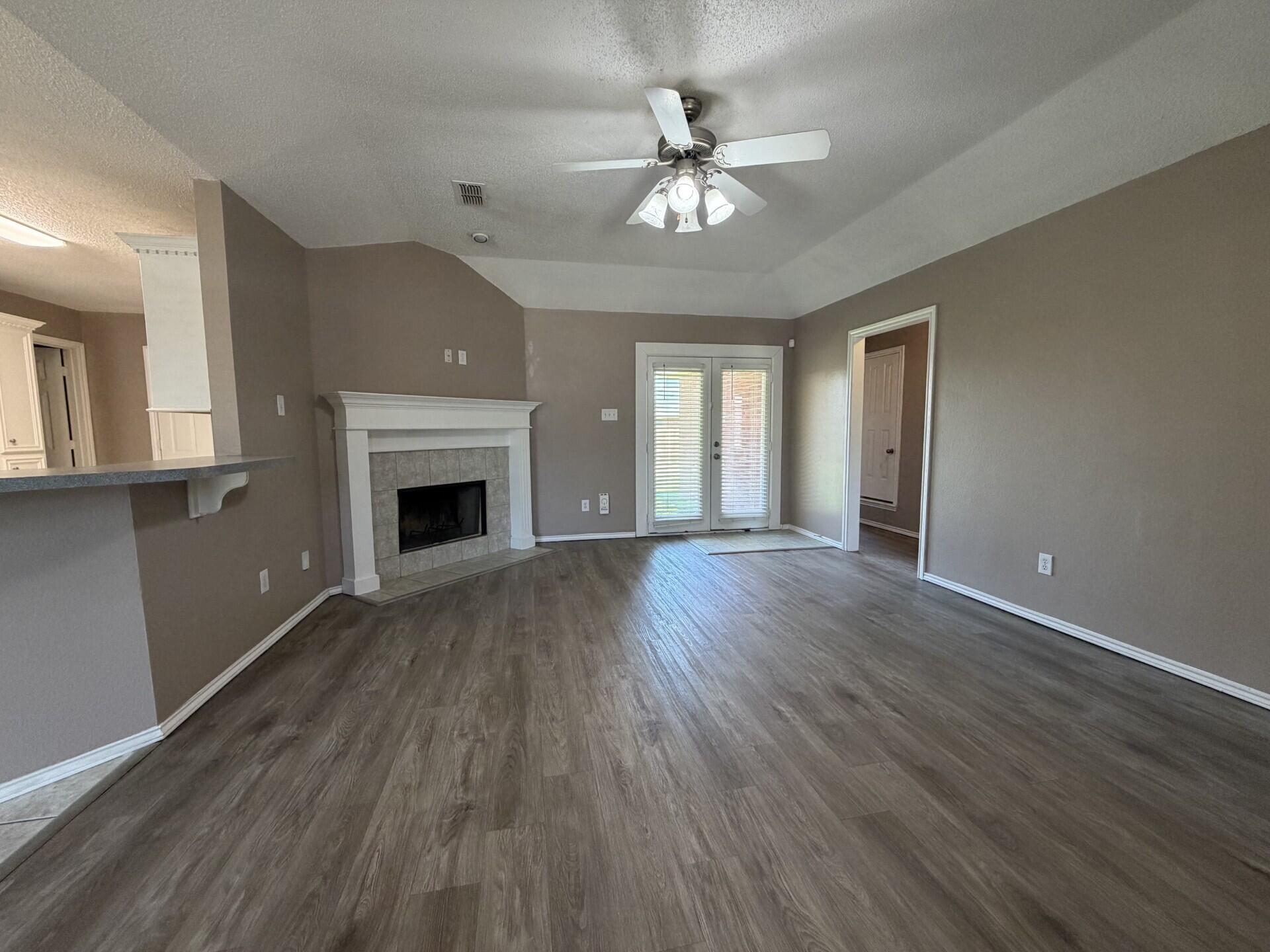 6510 9th Street Lubbock, TX 79416 - Photo 2 of 14 2