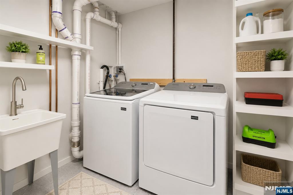 2 Center Street Butler, NJ 07405 - Photo 25 of 31