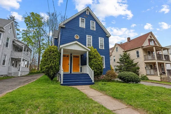 $515,000 | 85-87 Hitchcock Street, Holyoke, MA 01040