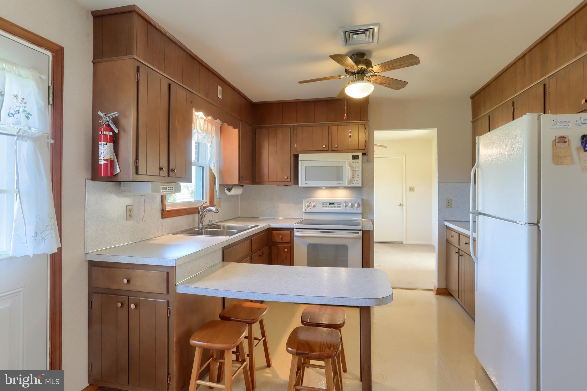 139 Lawn Road Palmyra, PA 17078 - Photo 12 of 38 Gallery Image 12