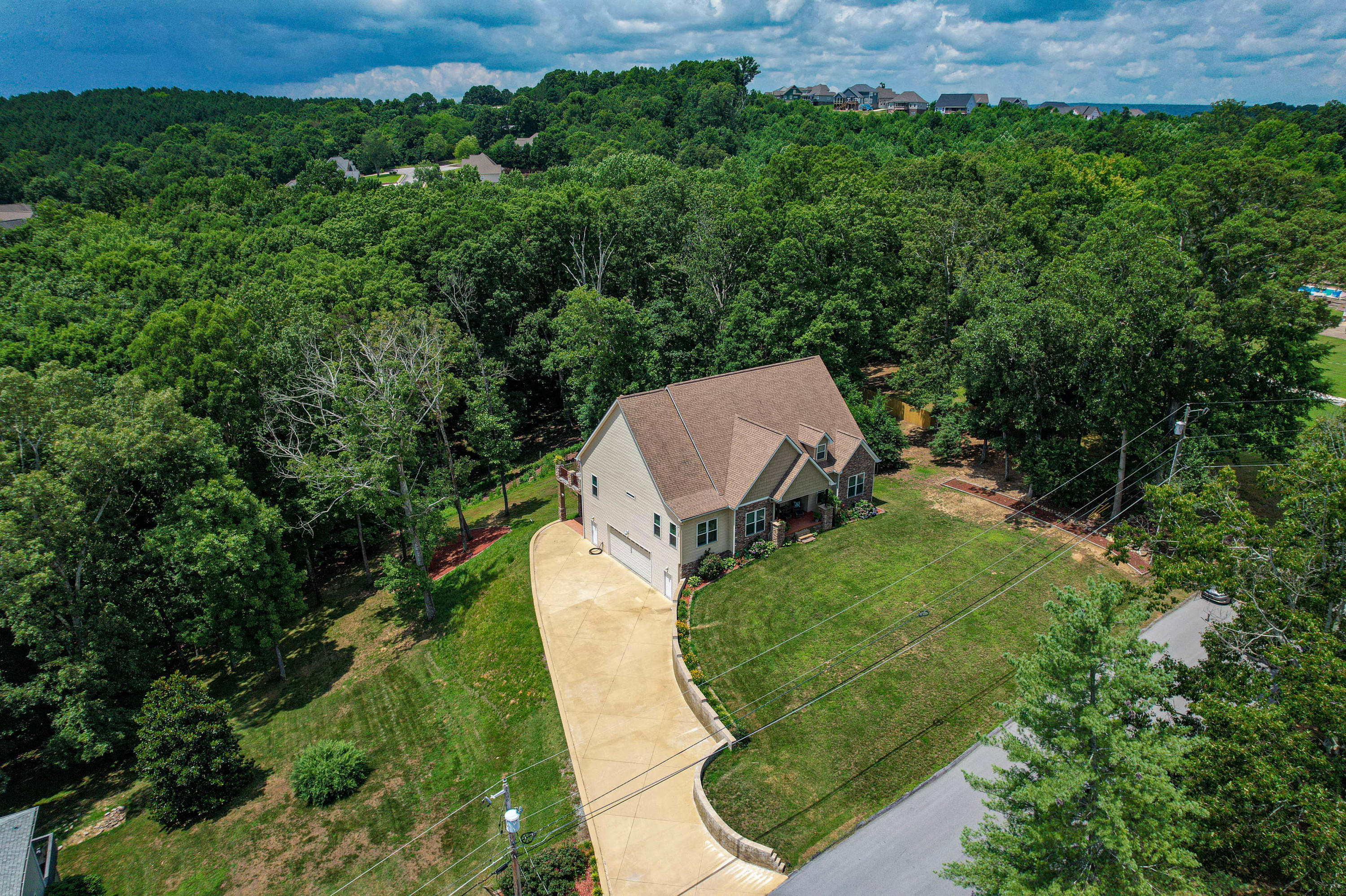 10909 North Harbor Road Soddy Daisy, TN 37379 - Photo 59 of 60 Large driveway for multiple cars