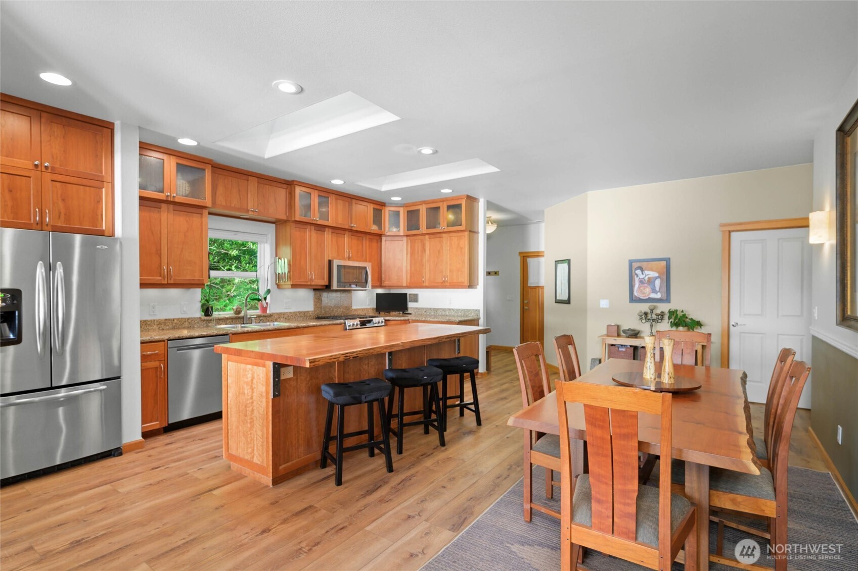 17878 Cobahud Road La Conner, WA 98257 - Photo 9 of 36