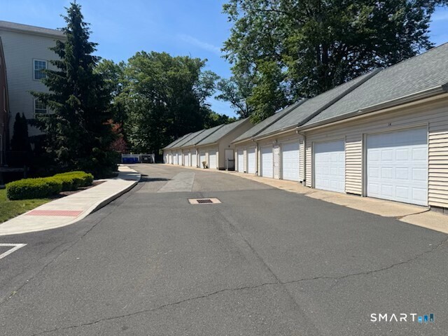 295 Ridge Road, Unit 9 Wethersfield, CT 06109 - Photo 11 of 11