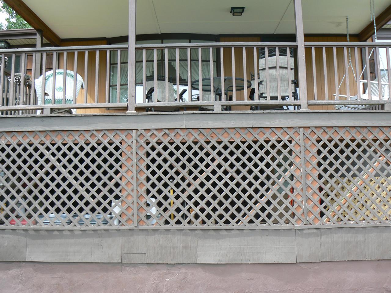 9293 Reservoir Road Roanoke, VA 24019 - Photo 4 of 6 front porch