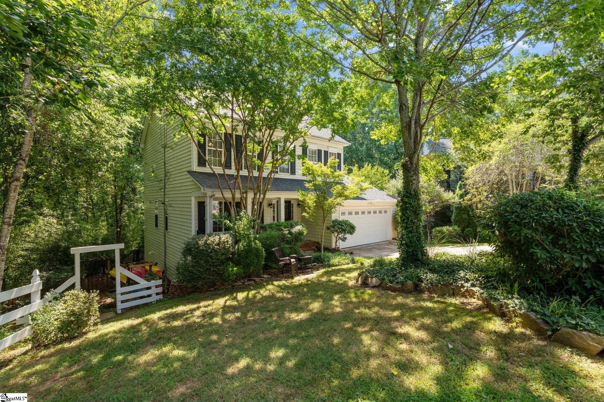 629 Germander Court Greer, SC 29651 - Photo 3 of 49 Gallery Image 3
