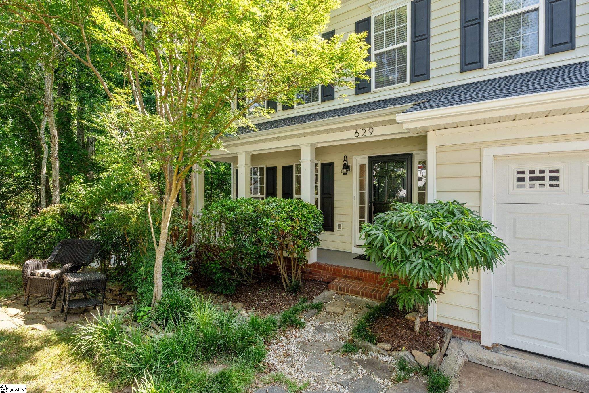 629 Germander Court Greer, SC 29651 - Photo 4 of 49 Gallery Image 4