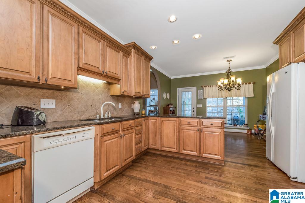 169 Windsor Lane Pelham, AL 35124 - Photo 10 of 40