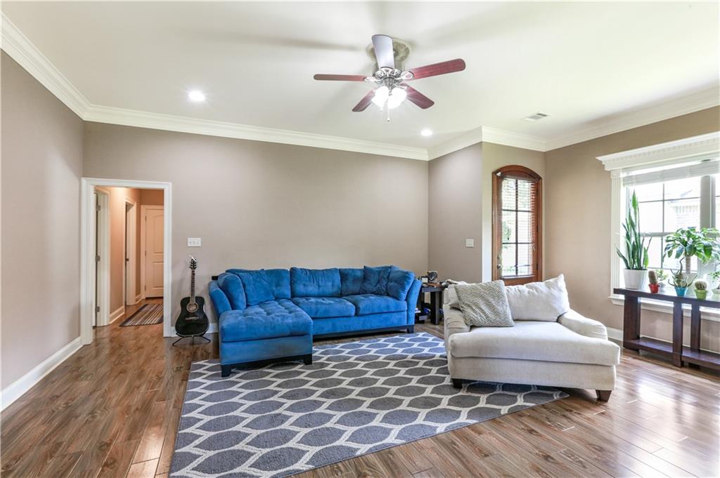 30087 Eden Church Road Denham Springs, LA 70726 - Photo 3 of 16 Gallery Image 3