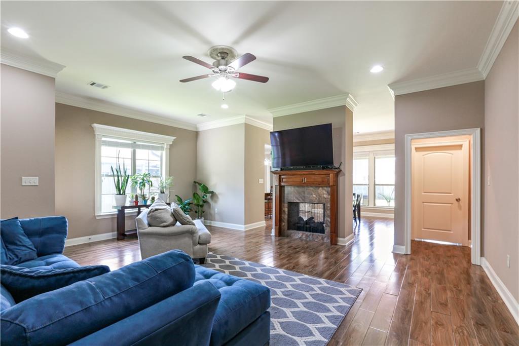 30087 Eden Church Road Denham Springs, LA 70726 - Photo 4 of 16 Gallery Image 4