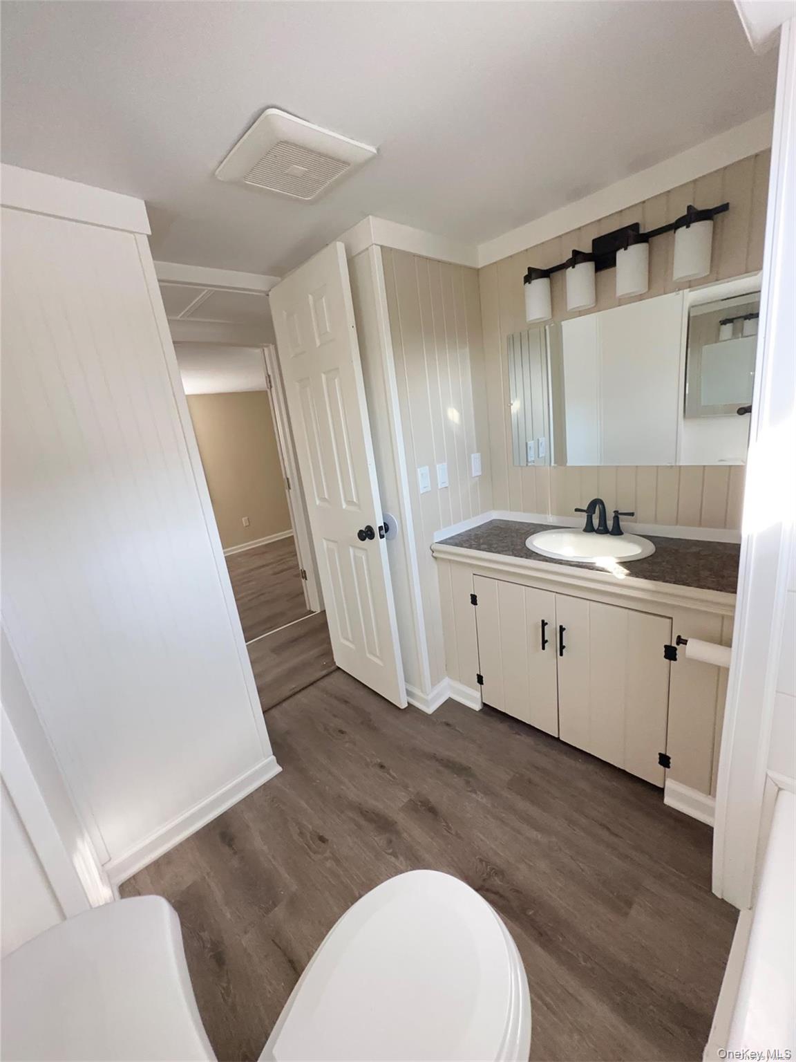 150 Main Street, Unit 57 Islip, NY 11751 - Photo 18 of 24