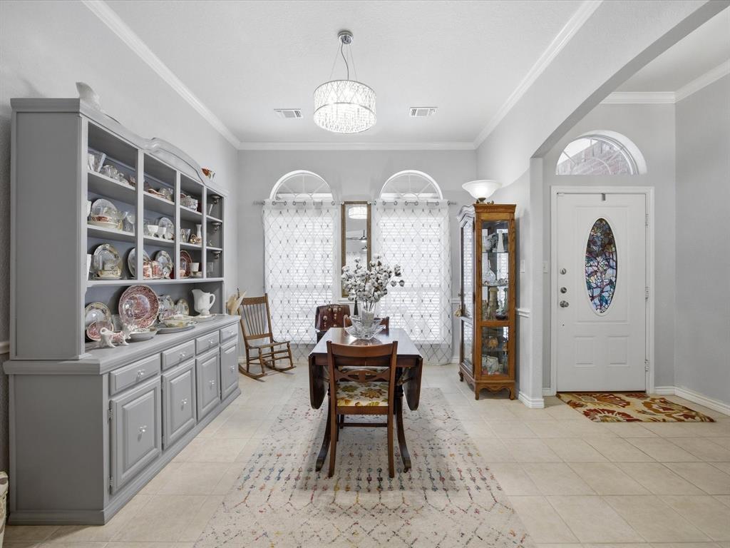 321 Niki Road Paradise, TX 76073 - Photo 6 of 40 a living room with furniture
