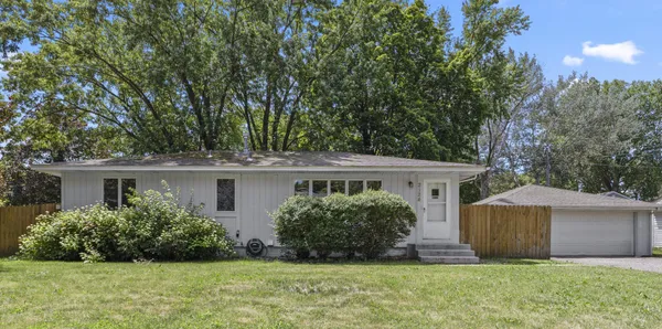 $309,900 | 2124 Sapphire Lane, Eagan, MN 55122