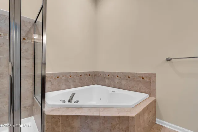 $3,850 | 12 Coral Place, Long Branch, NJ 07740