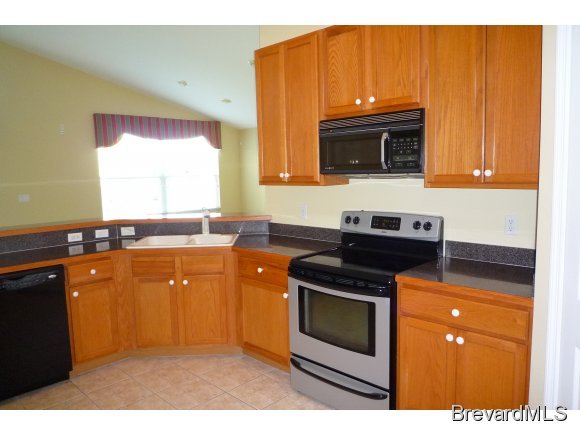 962 Shaw Melbourne, FL 32940 - Photo 7 of 12 Additional Photo