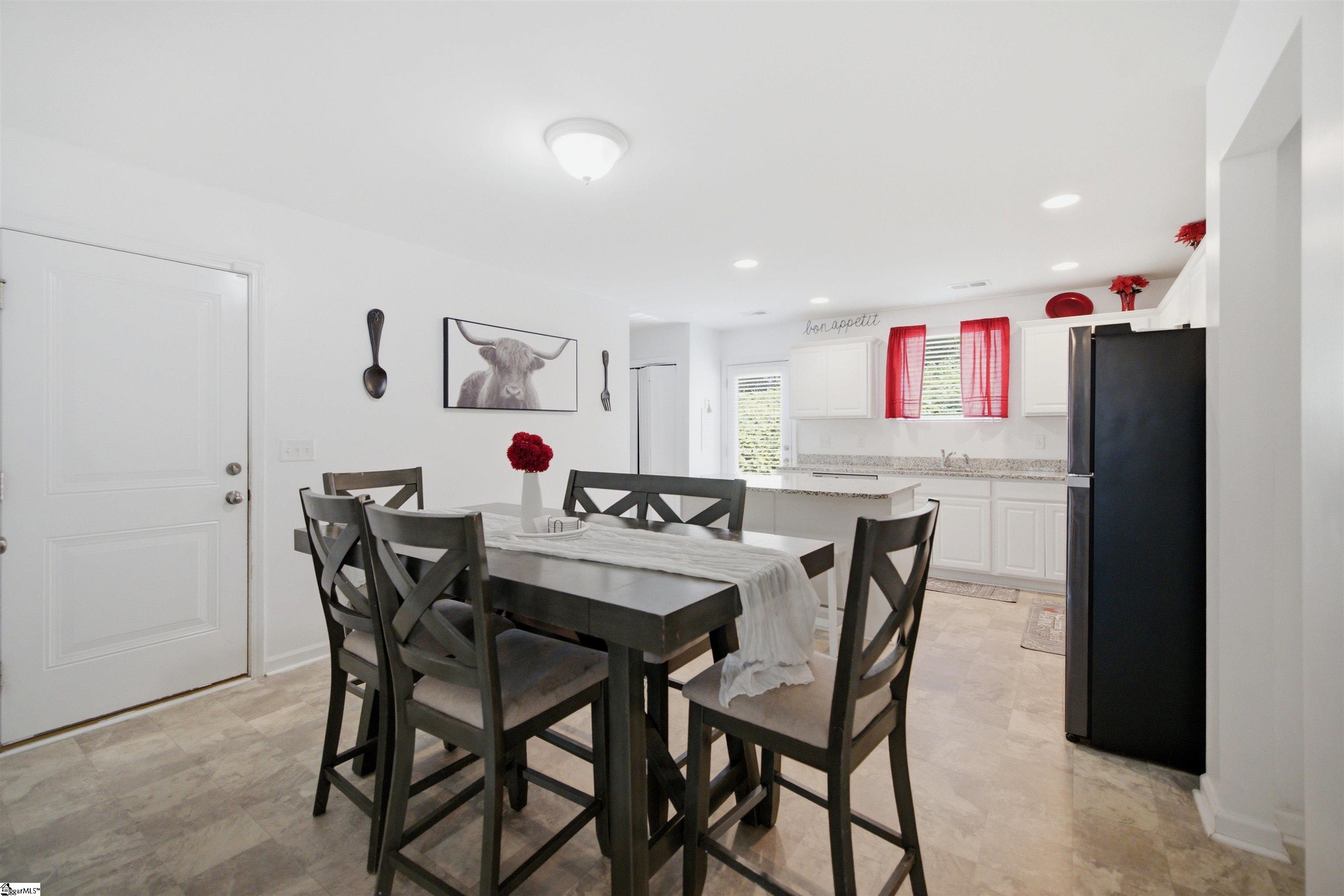 712 Roebuck Avenue Roebuck, SC 29376 - Photo 5 of 28