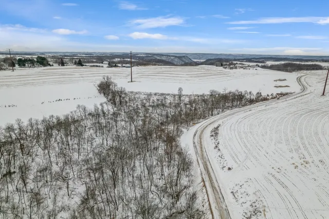 $45,000 | 0 County Road P, Fountain City, WI 54629