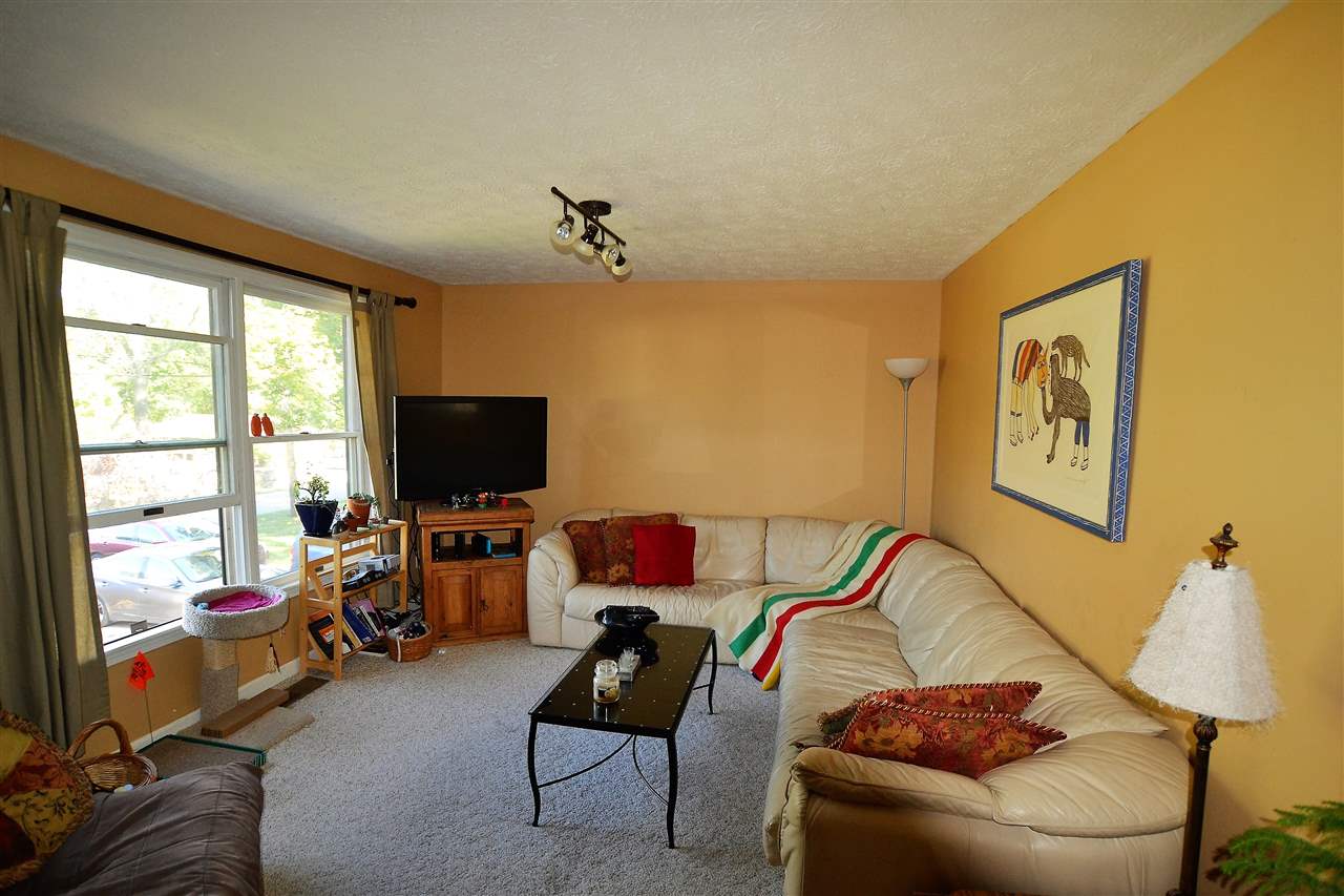 1516 East Matlock Road Bloomington, IN 47408 - Photo 3 of 19