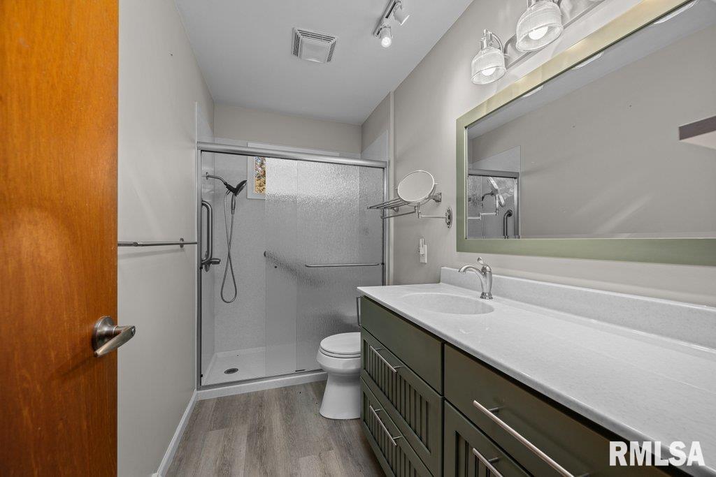 116 Route 84 Route Cordova, IL 61242 - Photo 8 of 34 Gallery Image 8