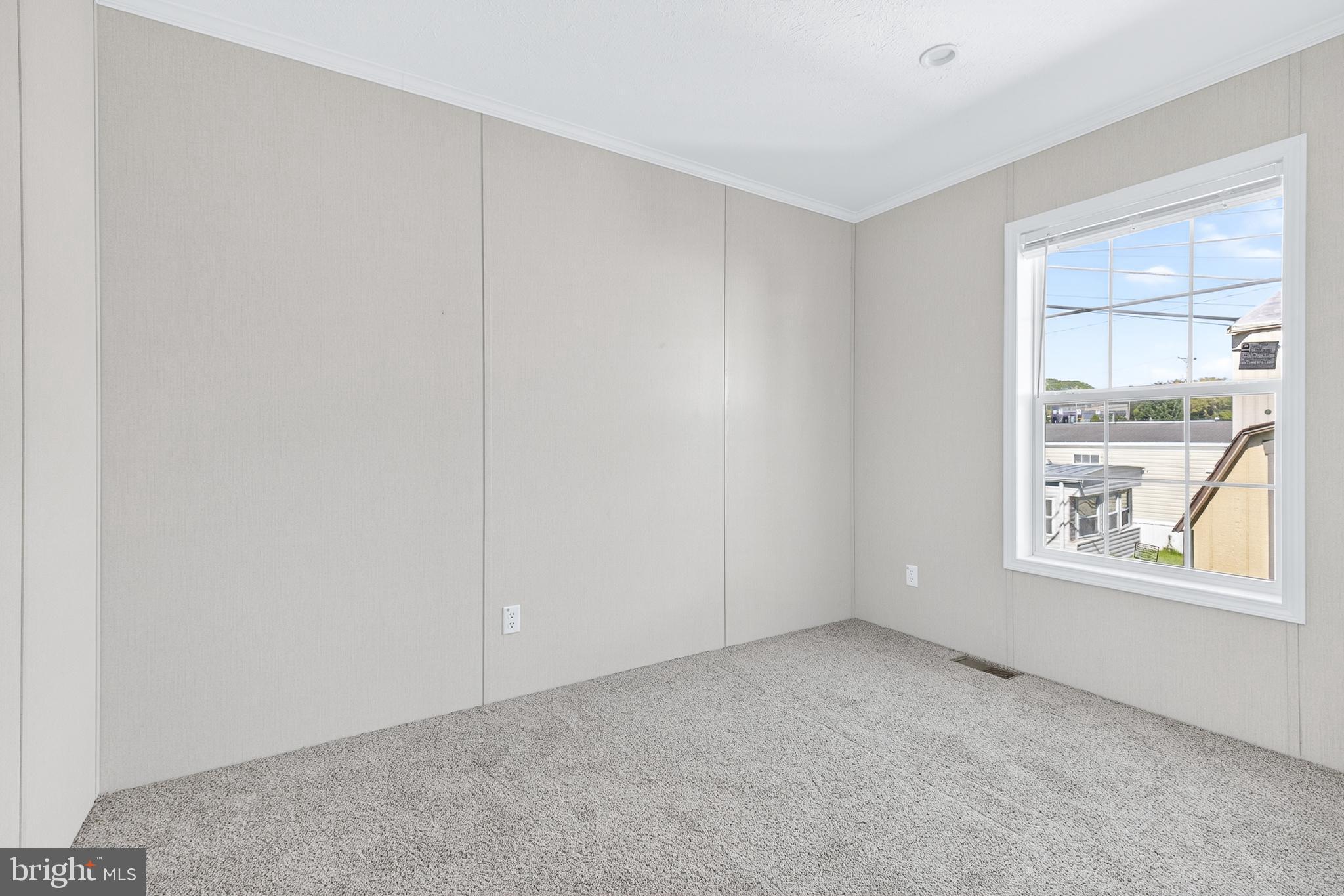 313 Bordic Road Reading, PA 19606 - Photo 7 of 27 an empty room with windows