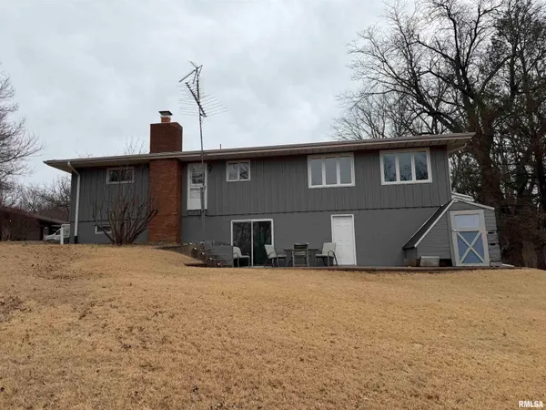 $200,000 | 1886 Sunrise Drive, Galesburg, IL 61401