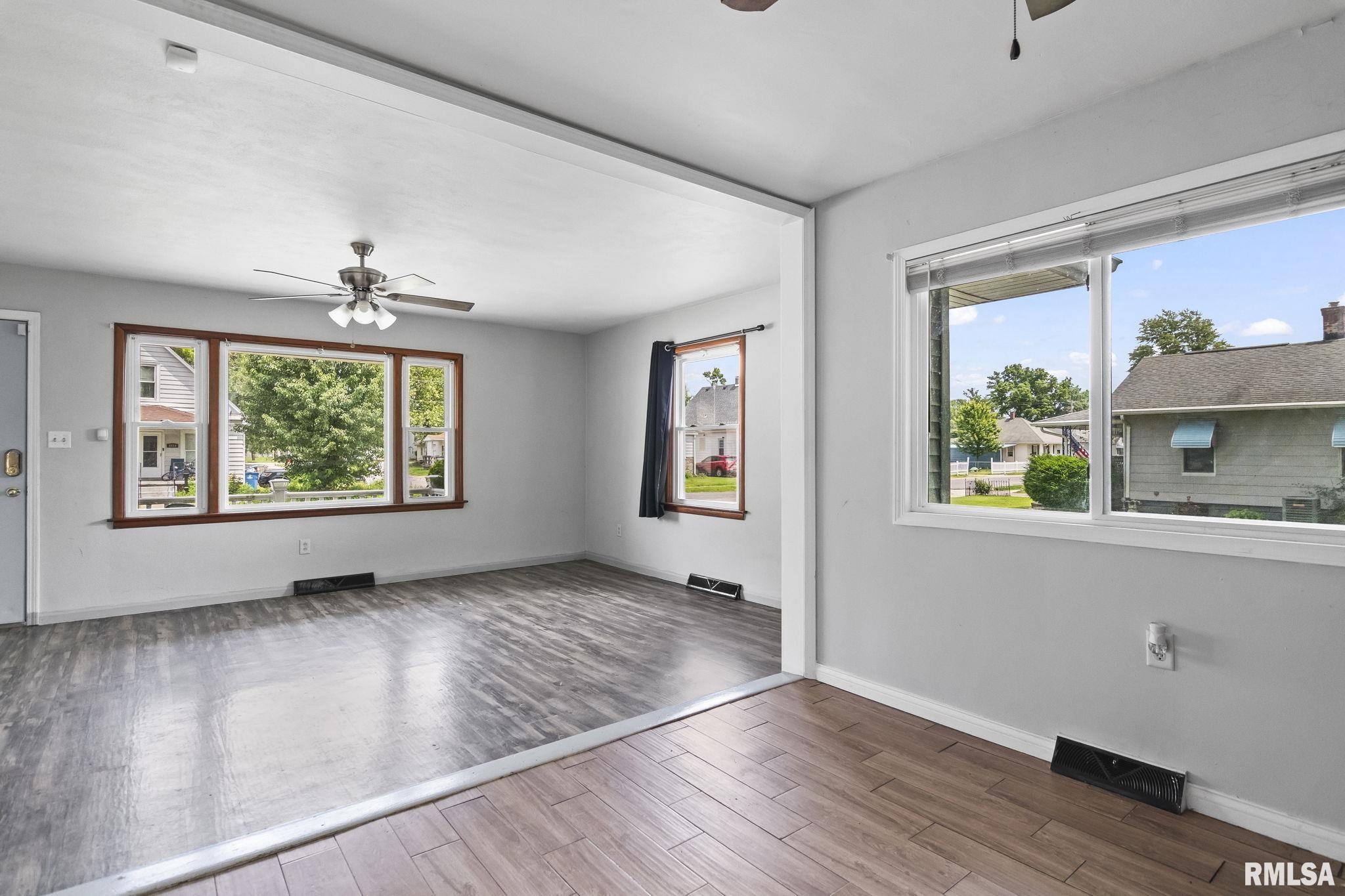 1620 East Keys Avenue Springfield, IL 62702 - Photo 6 of 35