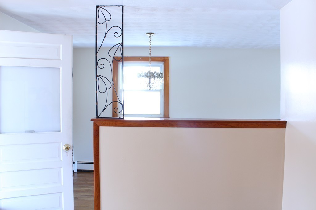 8 Auburn Road Salem, MA 01970 - Photo 7 of 19 Gallery Image 7