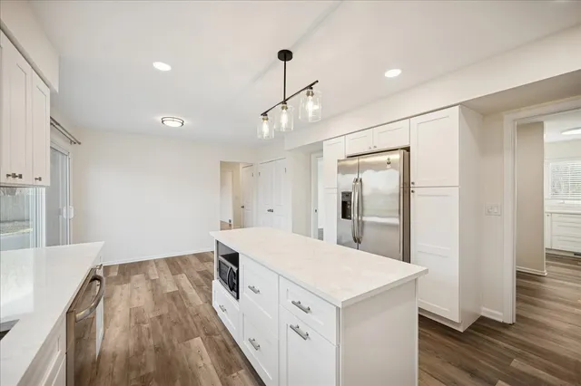 $5,900 | 2175 Kipling Lane, Highland Park, IL 60035