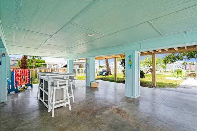 $629,000 | 42 Nassau Drive, Rockport, TX 78382