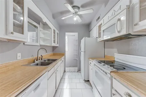 $135,000 | 1809 East Grauwyler Road, Unit 130, Irving, TX 75061