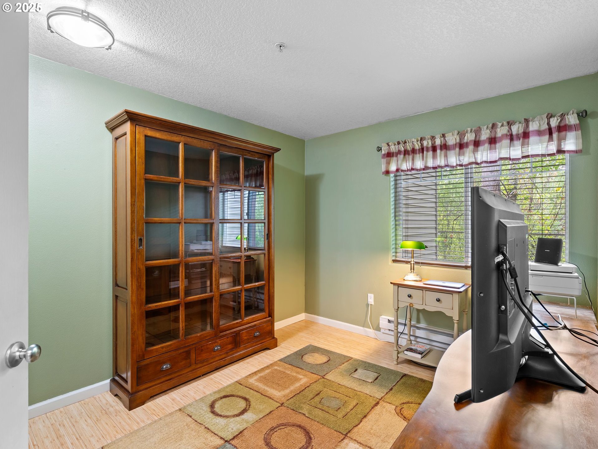 730 Northwest 185th Avenue, Unit 107 Beaverton, OR 97006 - Photo 21 of 48 Bathroom