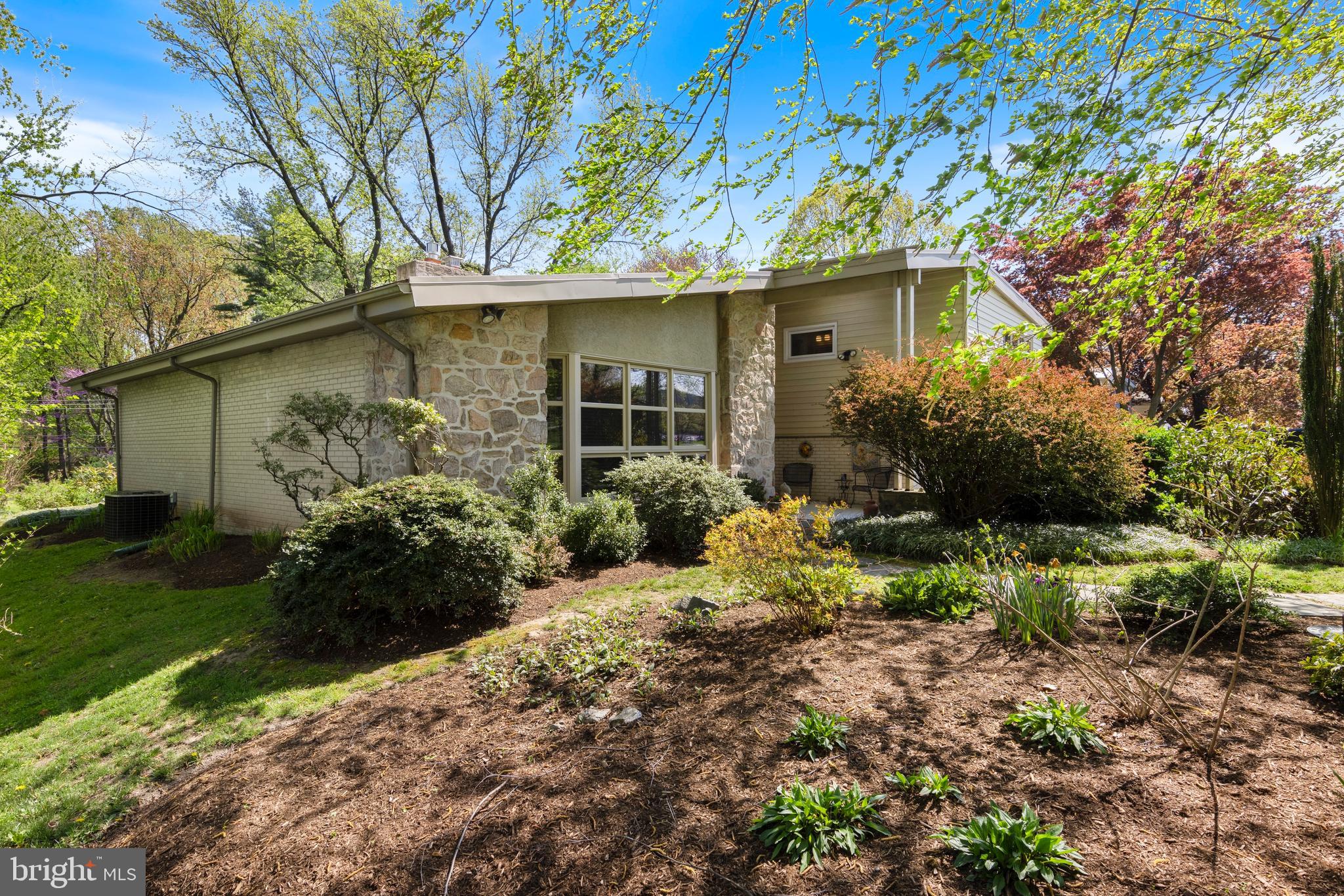 451 Rices Mill Road Wyncote, PA 19095 - Photo 3 of 79