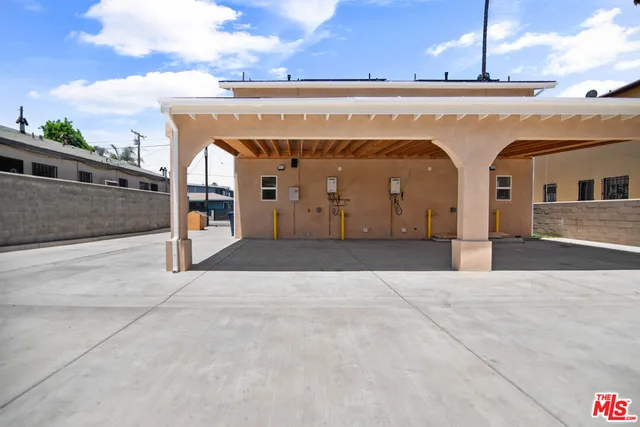 $2,900 | 1118 West 110th Street, Unit A, Los Angeles, CA 90044