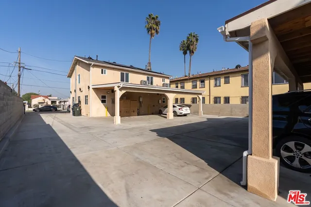 $2,900 | 1118 West 110th Street, Unit A, Los Angeles, CA 90044