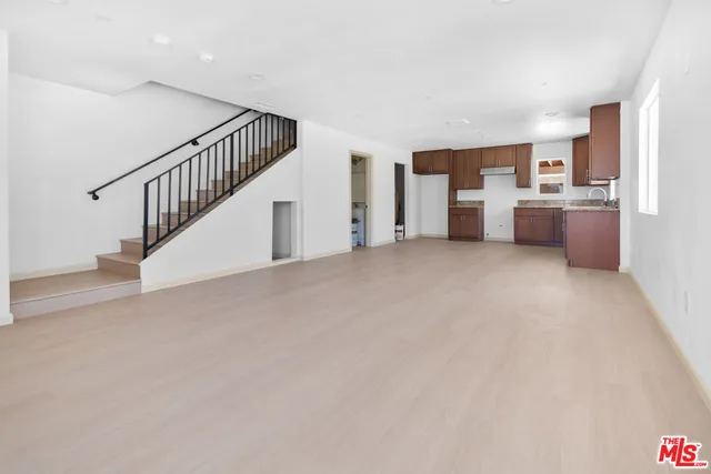 $2,900 | 1118 West 110th Street, Unit A, Los Angeles, CA 90044