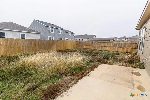 $290,000 | 145 Miracle Drive, Jarrell, TX 76537