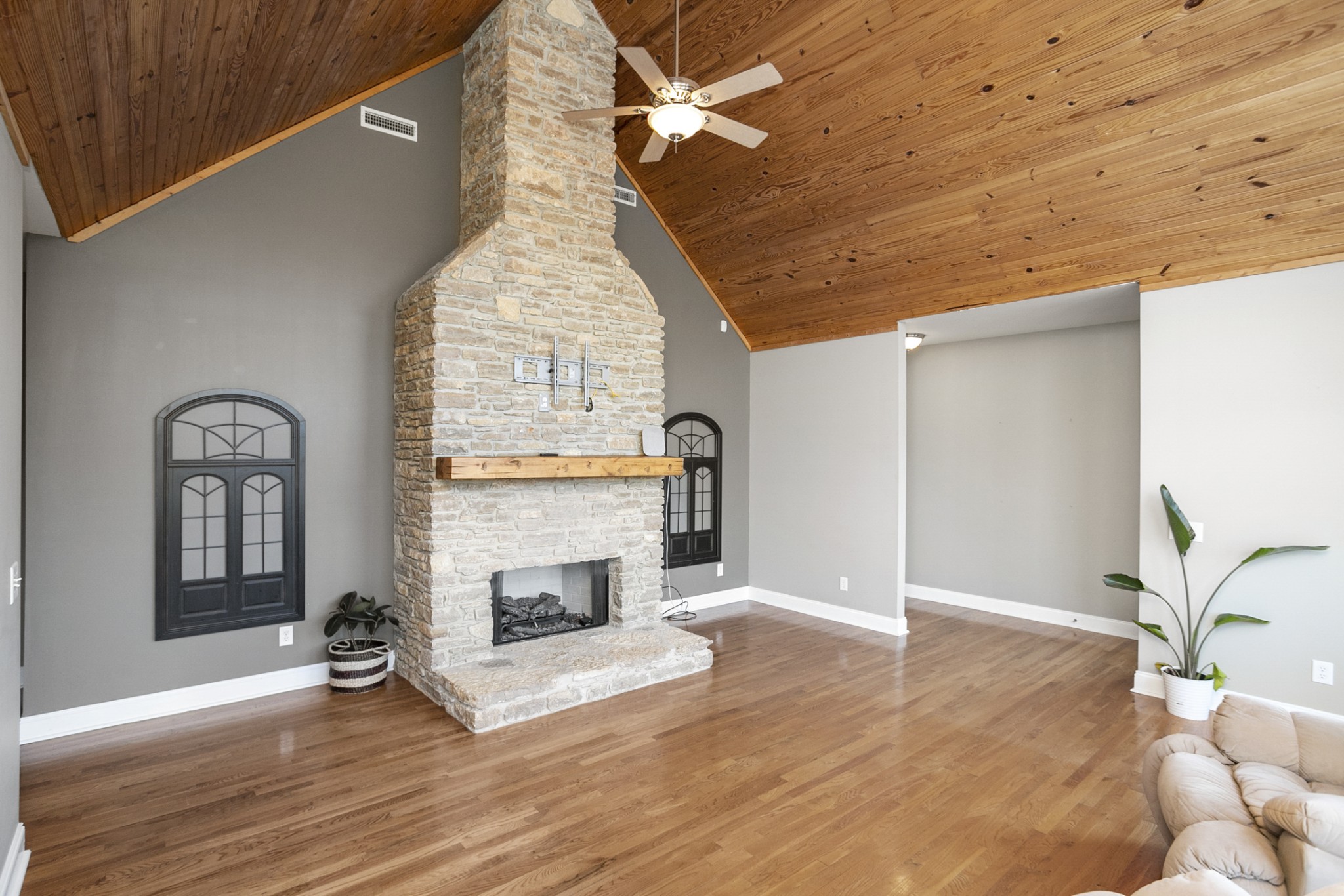 5167 Miller Lake Road Culleoka, TN 38451 - Photo 13 of 32 Gallery Image 13