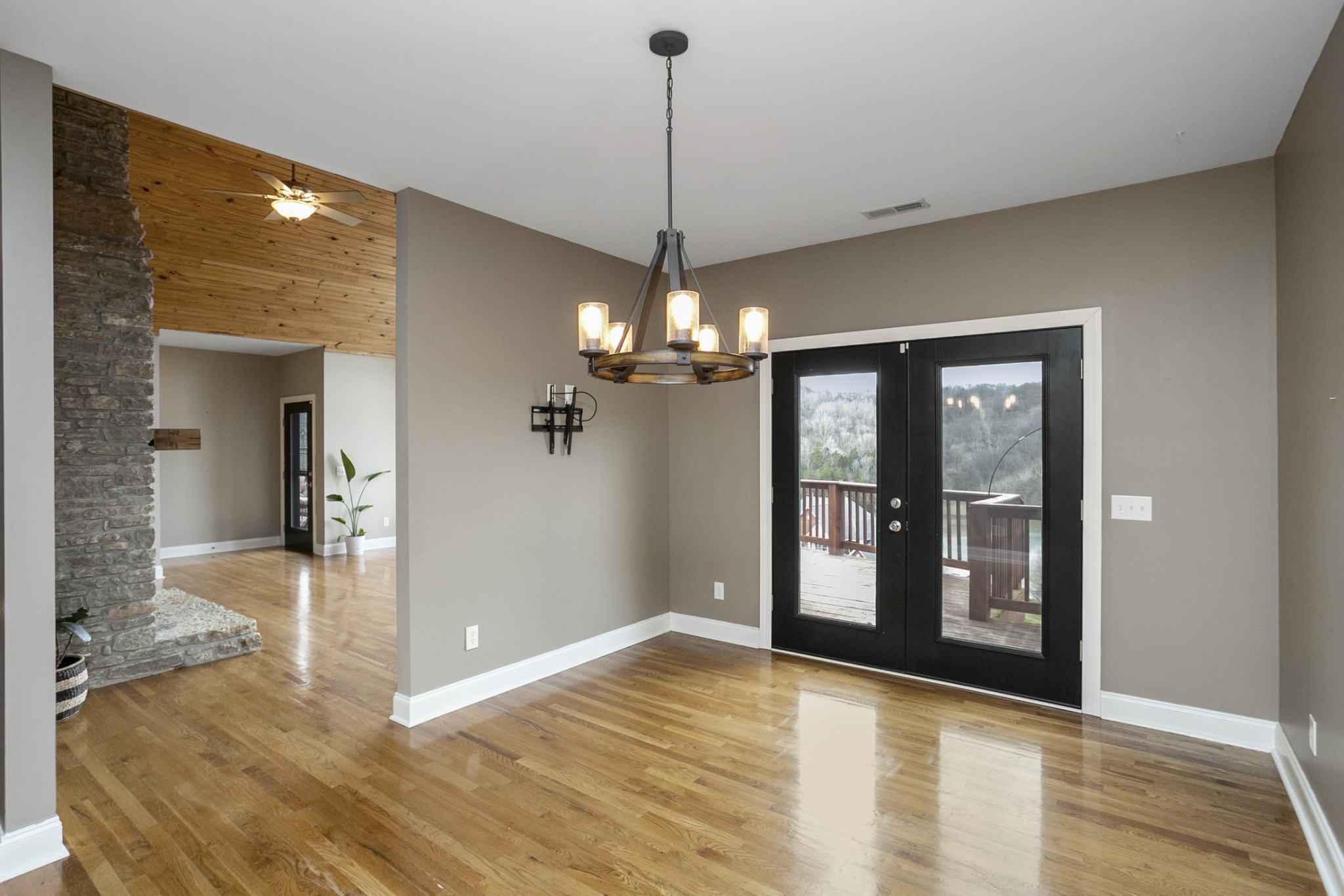 5167 Miller Lake Road Culleoka, TN 38451 - Photo 10 of 32 Gallery Image 10