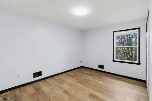 $4,250 | 19 Dacotah Avenue, Lake Hiawatha, NJ 07034