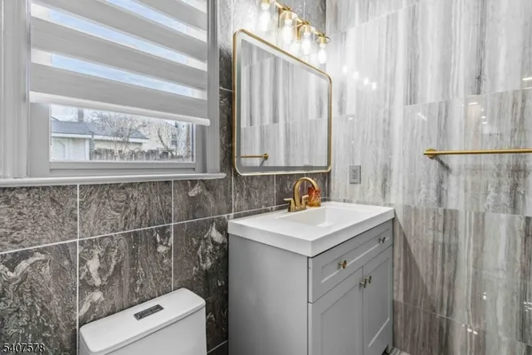 $4,250 | 19 Dacotah Avenue, Lake Hiawatha, NJ 07034
