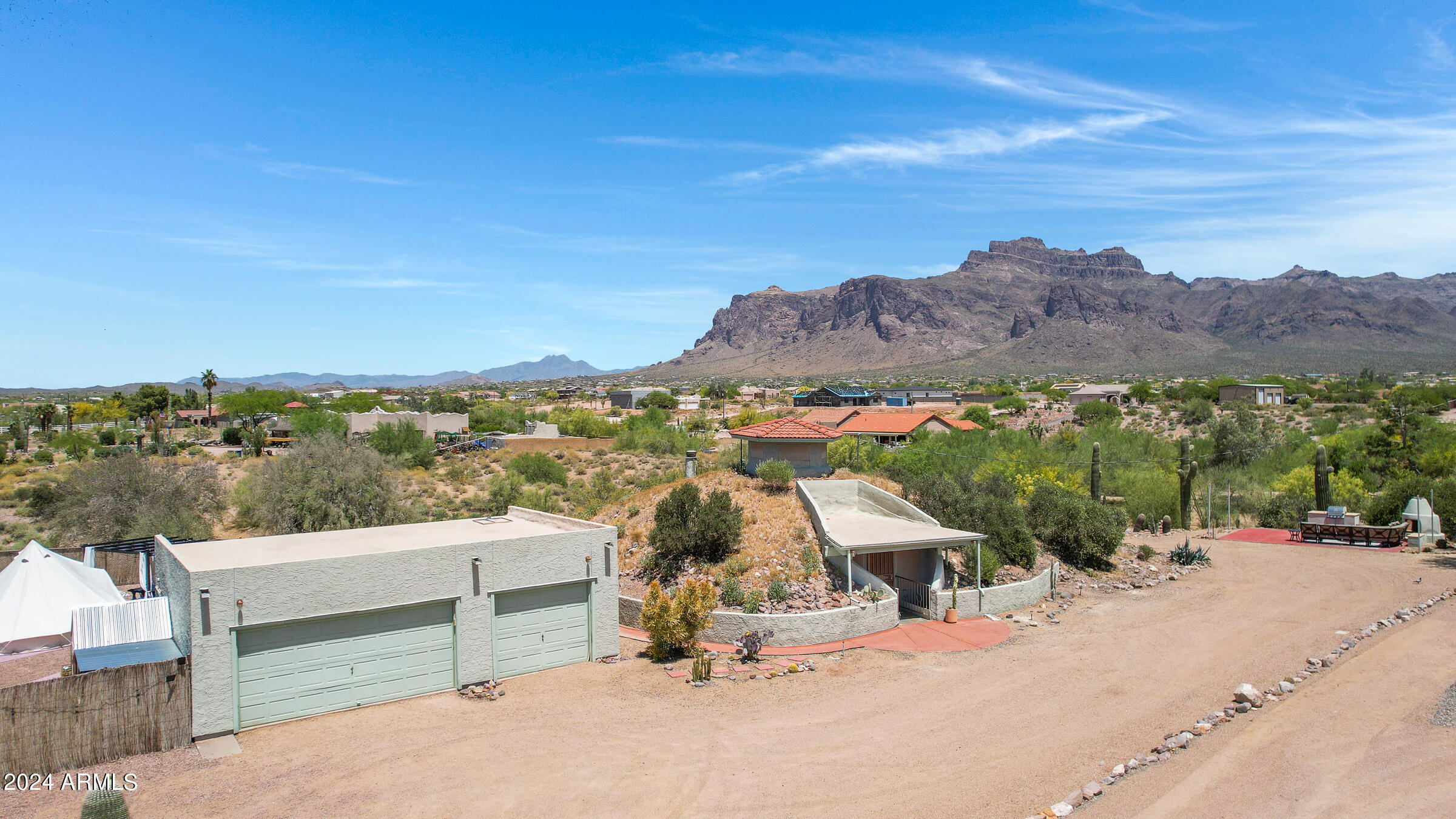 625 South Arroya Road Apache Junction, AZ 85119 - Photo 42 of 48 a view of a city with sunset view