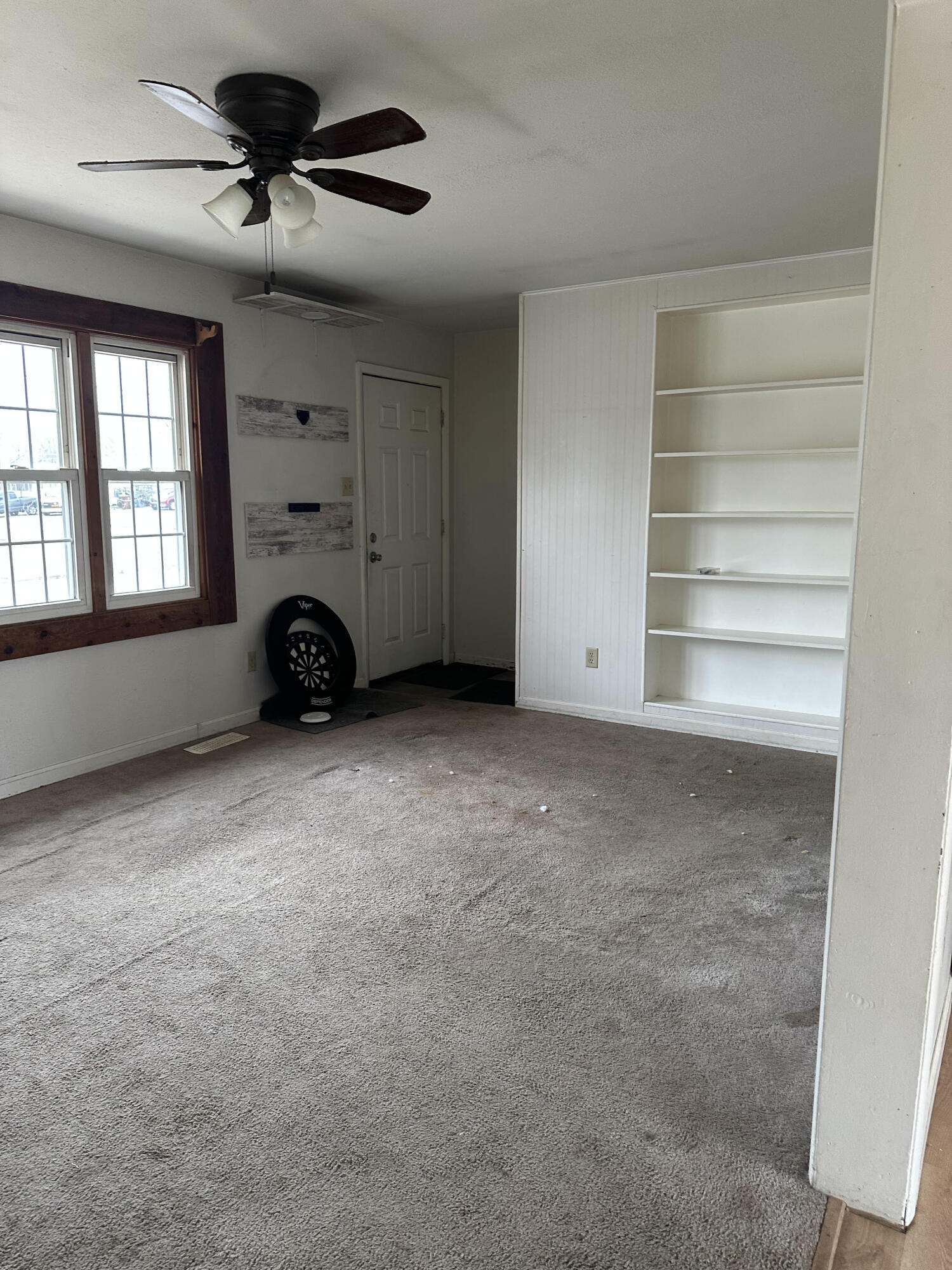 412 Nantucket Road Valparaiso, IN 46385 - Photo 6 of 20 1500x2000