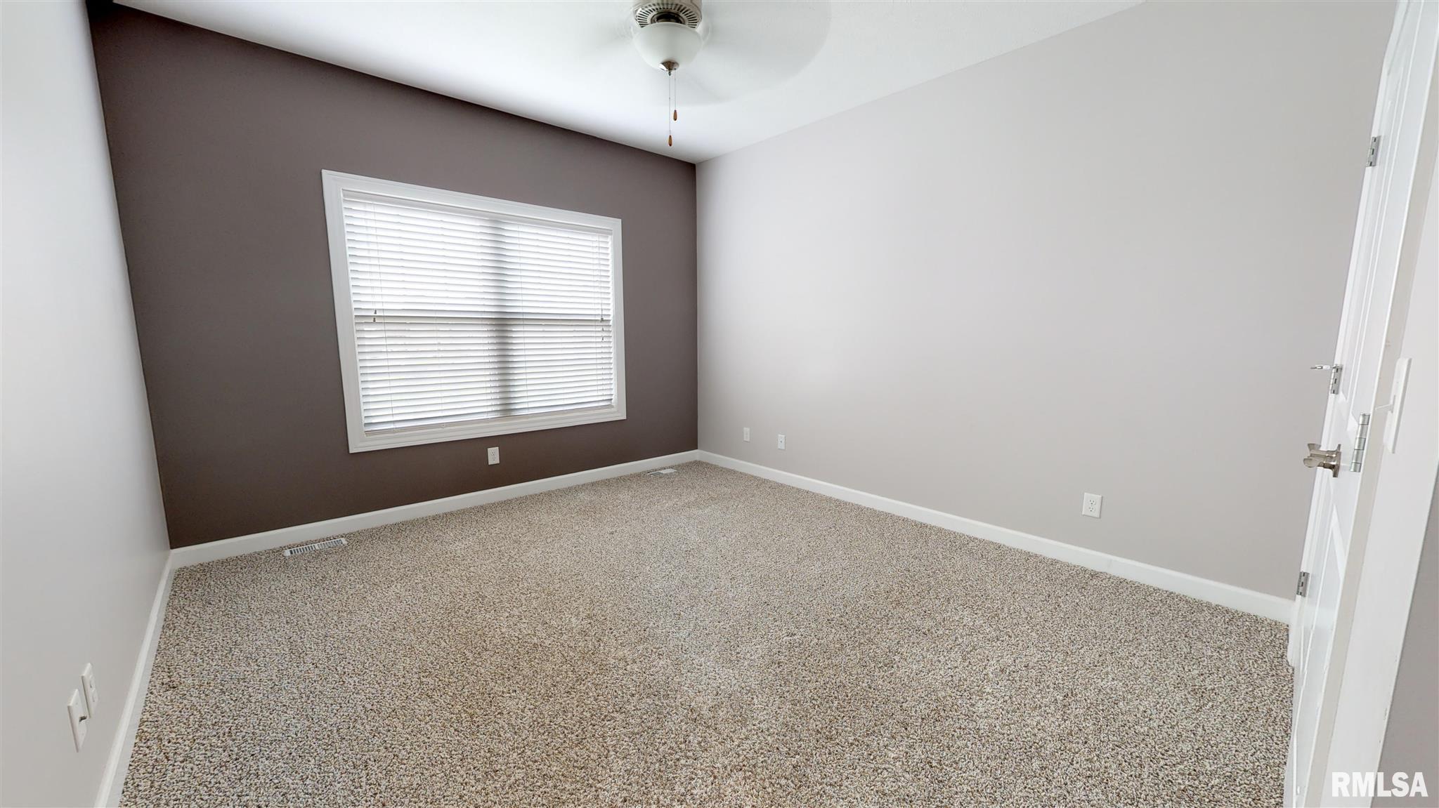 4514 Thompson Road Springfield, IL 62711 - Photo 12 of 32