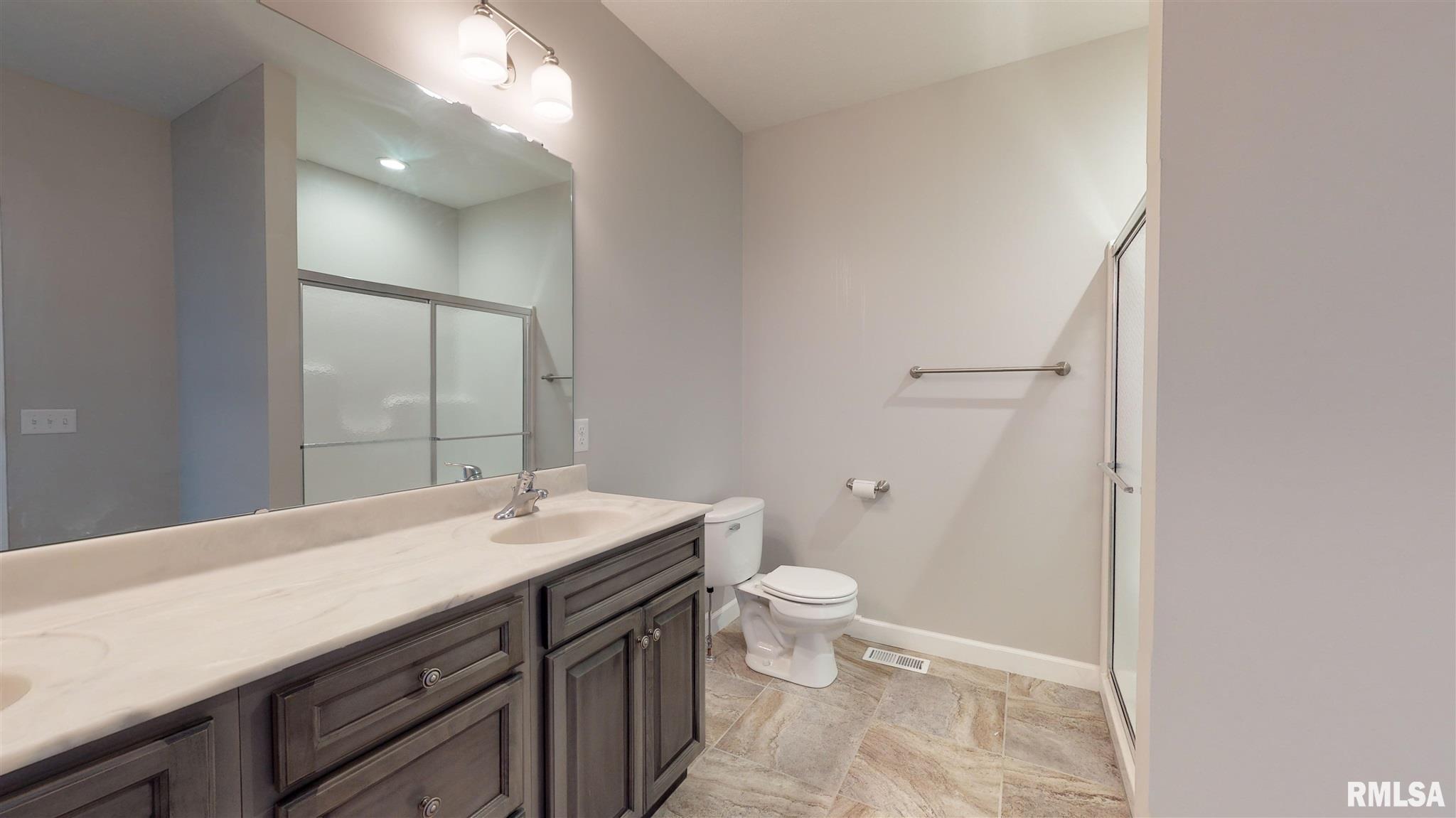 4514 Thompson Road Springfield, IL 62711 - Photo 15 of 32