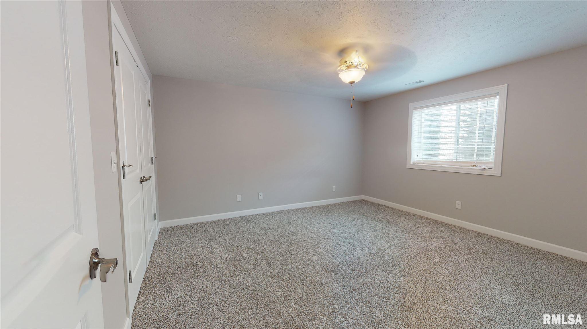 4514 Thompson Road Springfield, IL 62711 - Photo 18 of 32