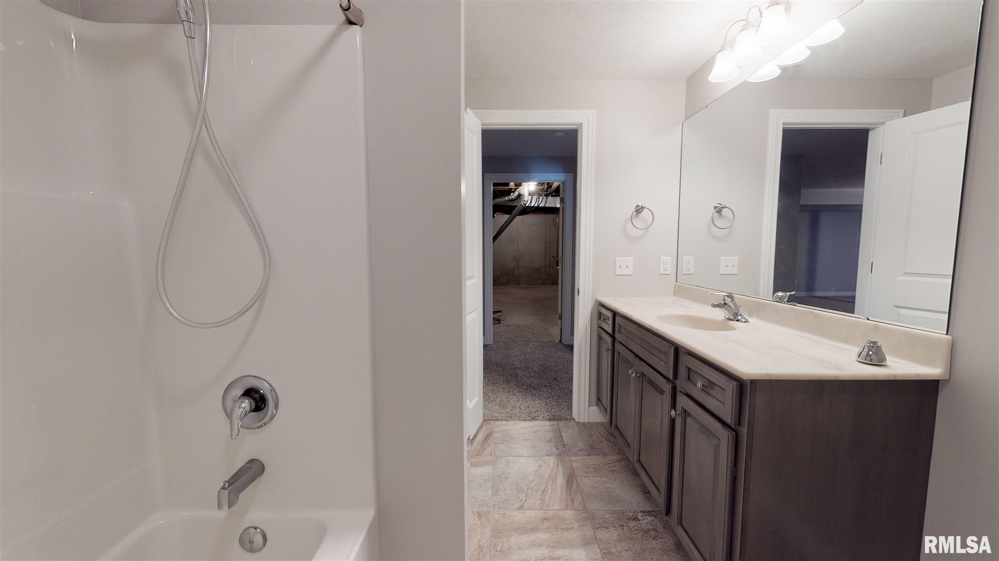 4514 Thompson Road Springfield, IL 62711 - Photo 29 of 32