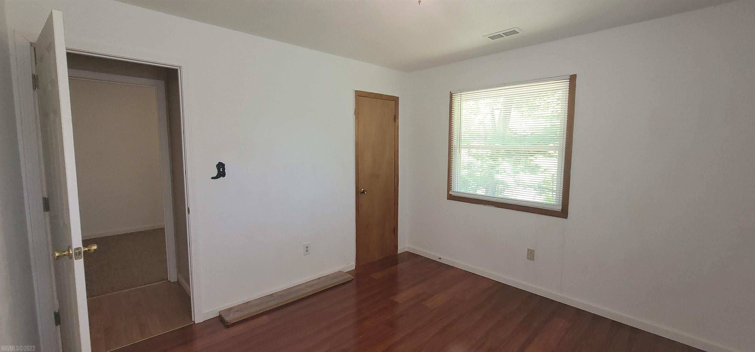 4319 Brookmont Road Pulaski, VA 24301 - Photo 21 of 23 Gallery Image 21