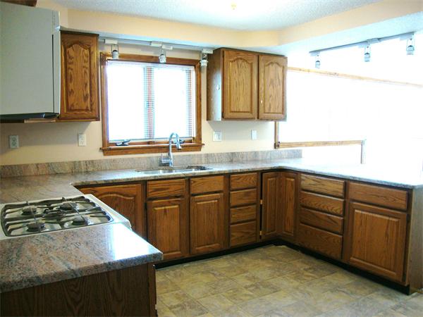 5 Prenier Road Charlton, MA 01507 - Photo 3 of 25