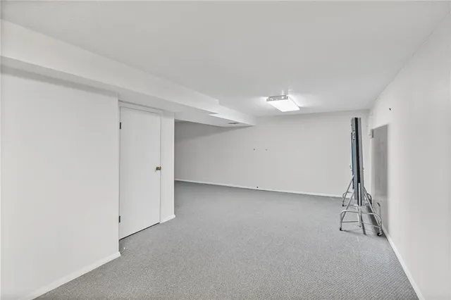 $259,995 | 16512 East Ellison Way, Independence, MO 64055