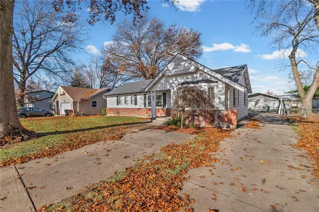 $259,995 | 16512 East Ellison Way, Independence, MO 64055